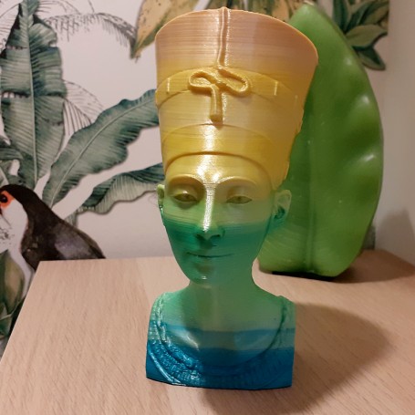 Nefertiti 3D pop statuette