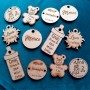 Set of 10 labels in customizable bear medium