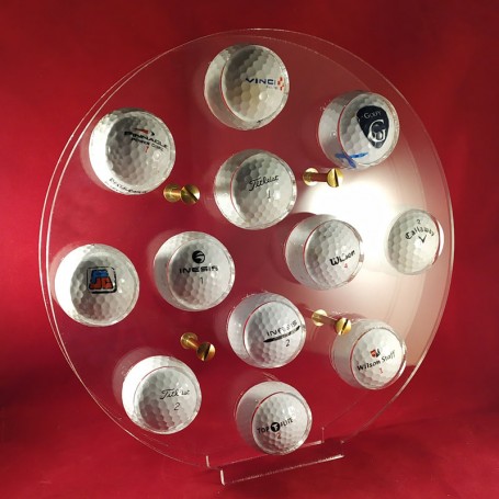 Plexi display for golf balls