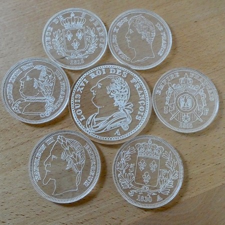 Lot De 6 Sous-verres Et 1 Dessous-de-bouteille En Verre - Occasion Avec Traces D'usage