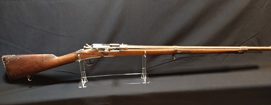 Plexiglas displays for Militaria collectibles